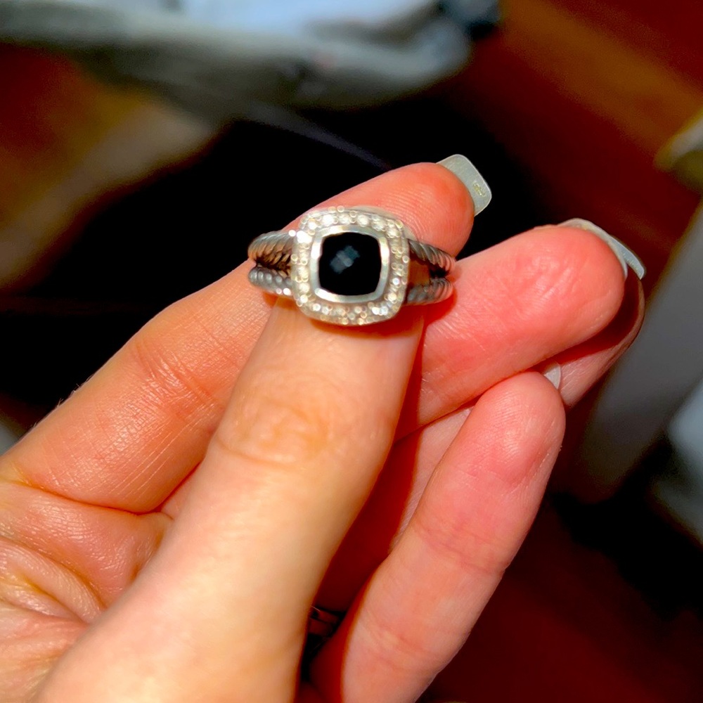 Petit Albion ring in black onyx! Size 7.